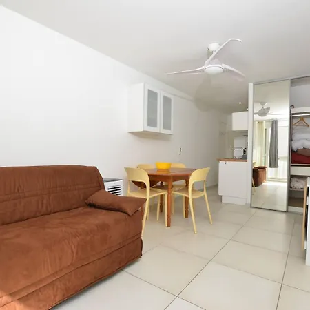 Διαμέρισμα Le Saint Pierre, Avec Garage A 150m De La ! Le Grau-du-Roi